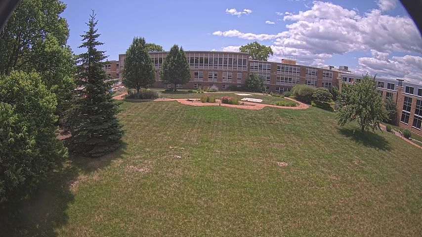 Live camera feed from CUW School of Nursing Construction Camera in Concordia University Wisconsin