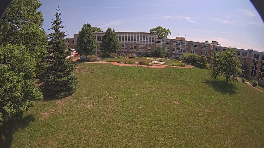 Live camera feed from CUW School of Nursing Construction Camera in Concordia University Wisconsin