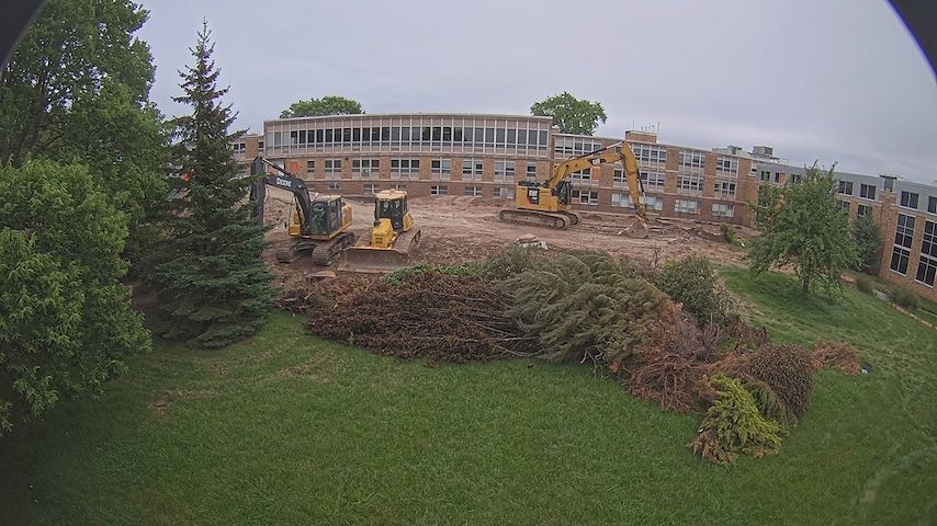 CUW School of Nursing Construction Camera からのライブカメラチャンネル（Concordia University Wisconsin）