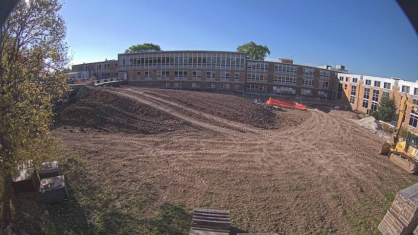 来自 Concordia University Wisconsin 的 CUW School of Nursing Construction Camera 实时摄像机频道