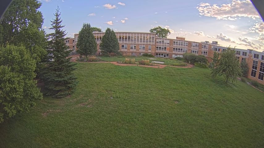 Живая трансляция камеры из CUW School of Nursing Construction Camera в Concordia University Wisconsin