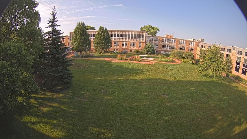 Live camera feed from CUW School of Nursing Construction Camera in Concordia University Wisconsin