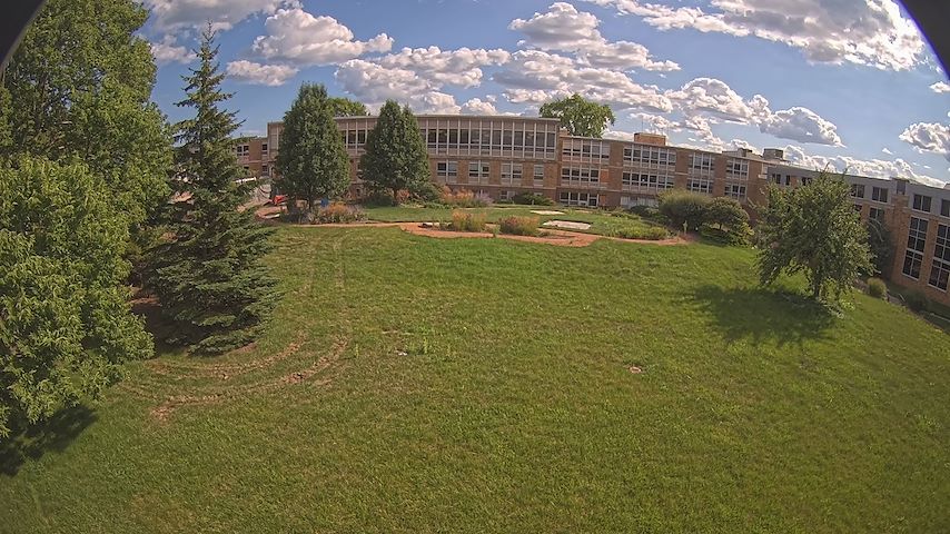 Live camera feed from CUW School of Nursing Construction Camera in Concordia University Wisconsin