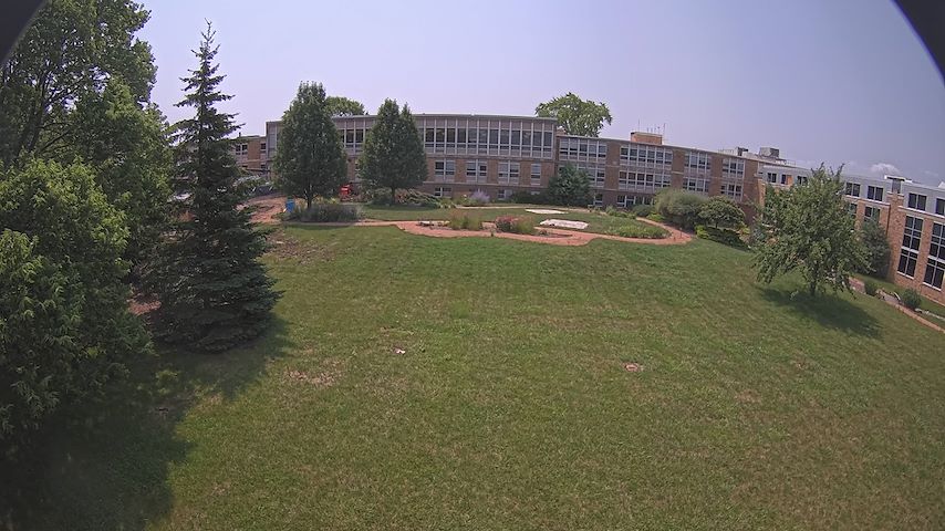 Sianel gamera fyw o CUW School of Nursing Construction Camera yn Concordia University Wisconsin
