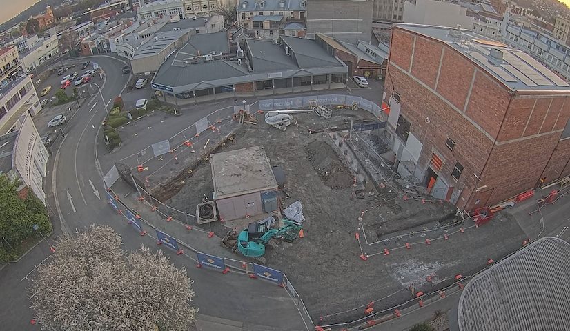 Live camera feed from Earl Arts Centre in Earl St, Launceston