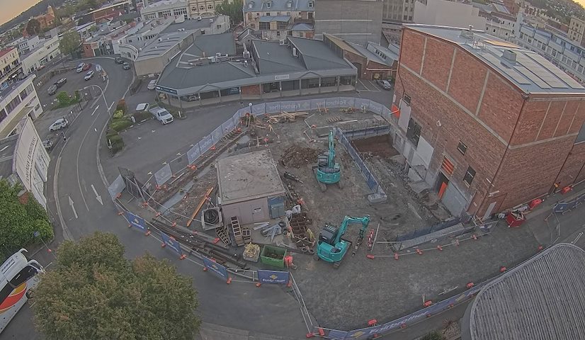 Live camera feed from Earl Arts Centre in Earl St, Launceston