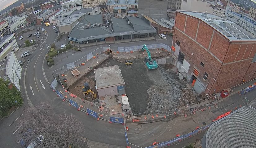 Live camera feed from Earl Arts Centre in Earl St, Launceston