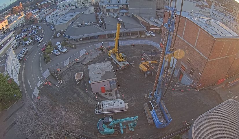 Live camera feed from Earl Arts Centre in Earl St, Launceston