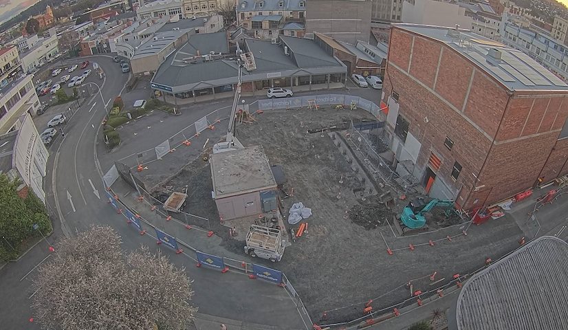 Live camera feed from Earl Arts Centre in Earl St, Launceston