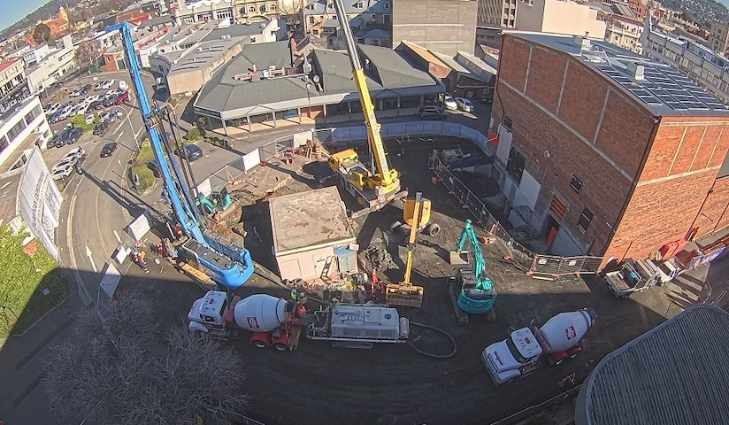 Live camera feed from Earl Arts Centre in Earl St, Launceston