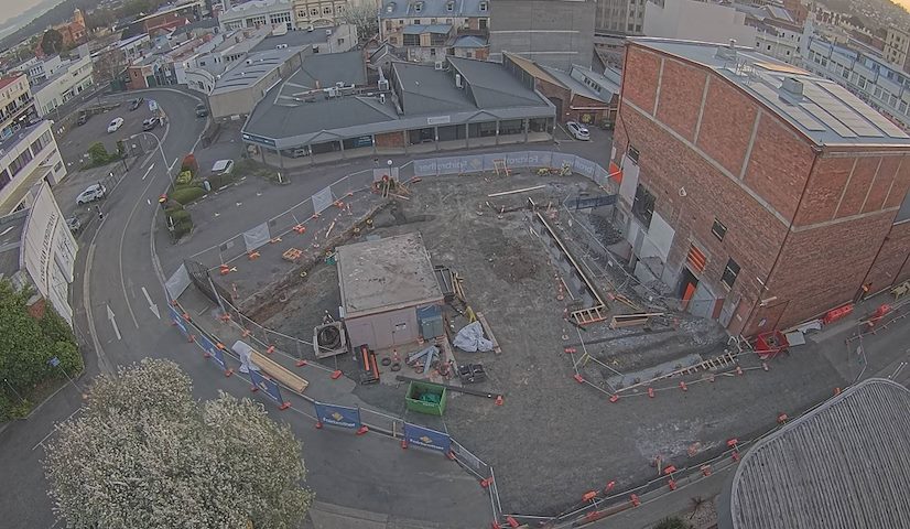 Live camera feed from Earl Arts Centre in Earl St, Launceston