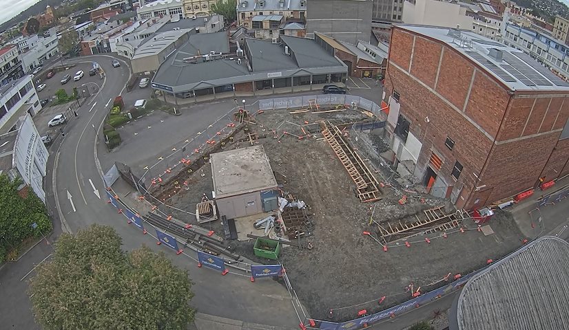 Live camera feed from Earl Arts Centre in Earl St, Launceston