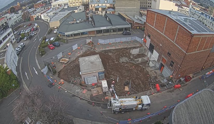 Earl Arts Centre からのライブカメラチャンネル（Earl St, Launceston）
