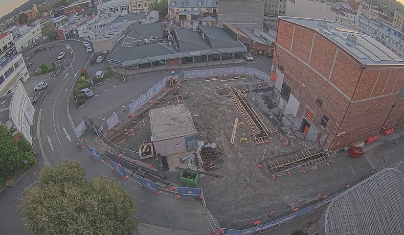 Live camera feed from Earl Arts Centre in Earl St, Launceston