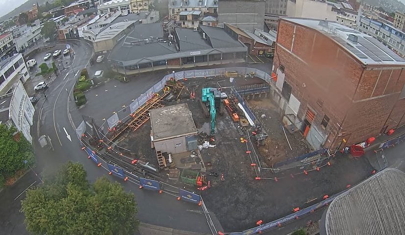 Live camera feed from Earl Arts Centre in Earl St, Launceston