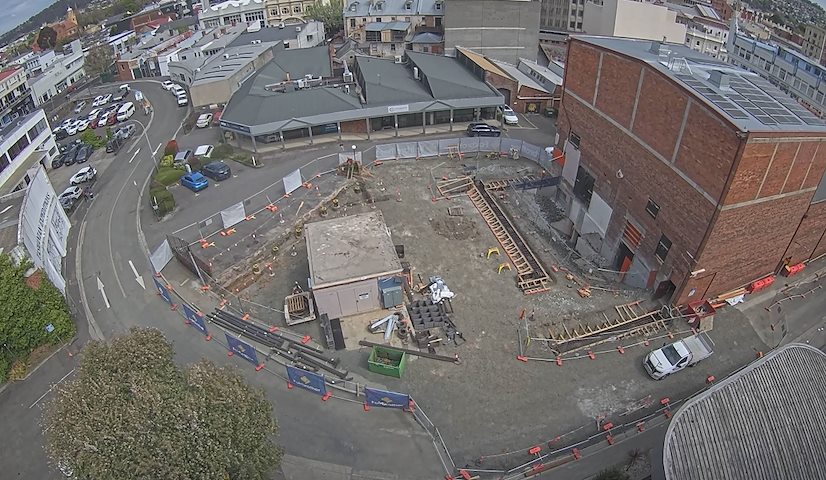 Live camera feed from Earl Arts Centre in Earl St, Launceston