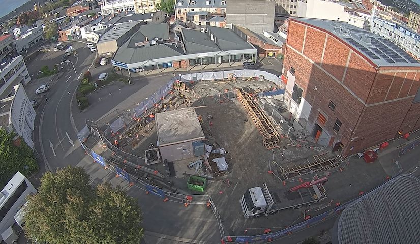 Canal de câmera ao vivo de Earl Arts Centre em Earl St, Launceston