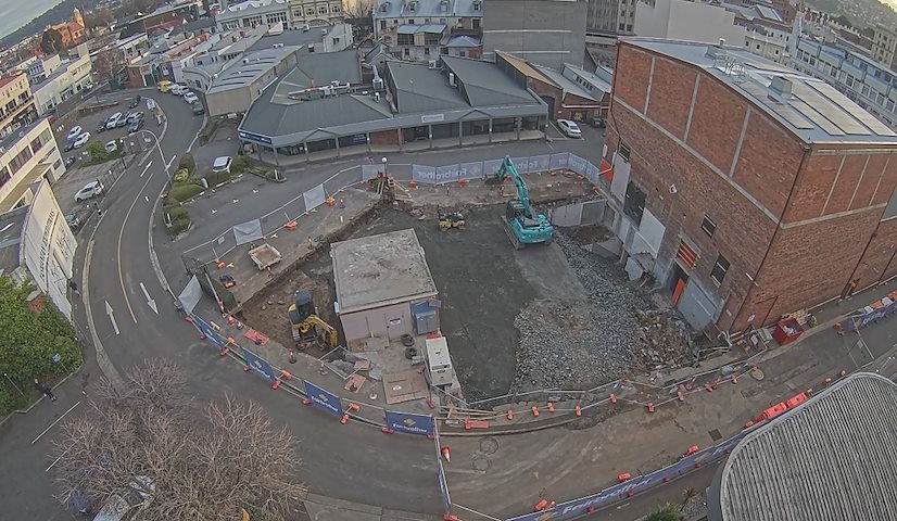 Live camera feed from Earl Arts Centre in Earl St, Launceston