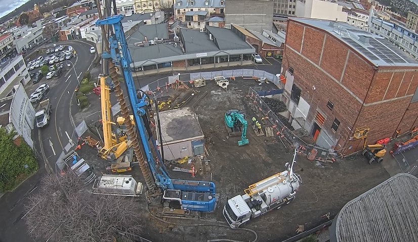 Live camera feed from Earl Arts Centre in Earl St, Launceston