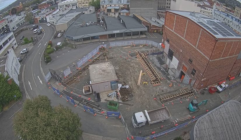 Live camera feed from Earl Arts Centre in Earl St, Launceston