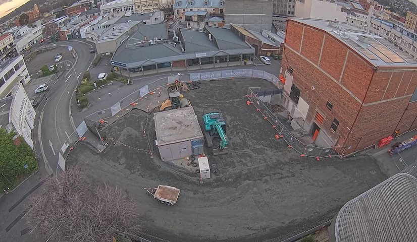 Live camera feed from Earl Arts Centre in Earl St, Launceston