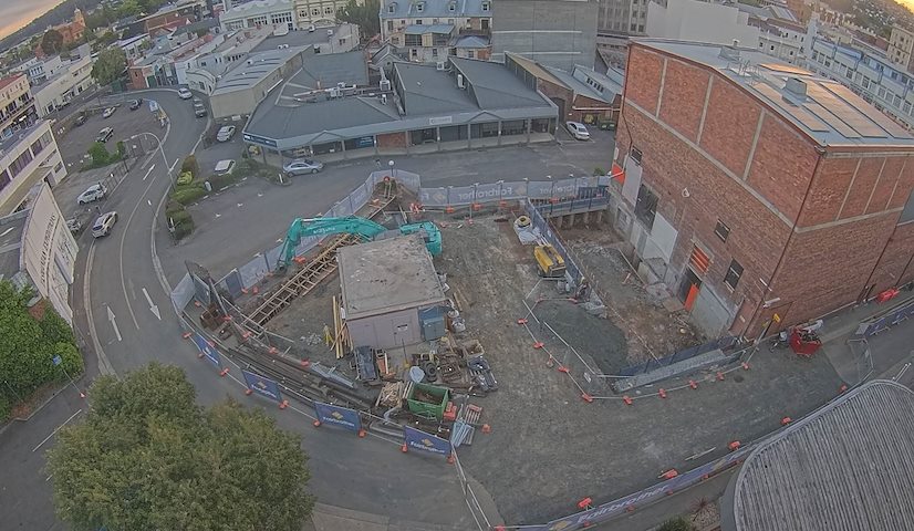 Živý kamerový kanál z Earl Arts Centre v Earl St, Launceston