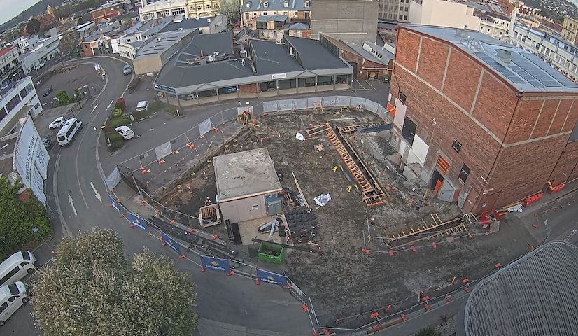 Live camera feed from Earl Arts Centre in Earl St, Launceston