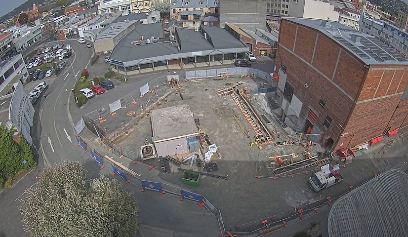 Live camera feed from Earl Arts Centre in Earl St, Launceston