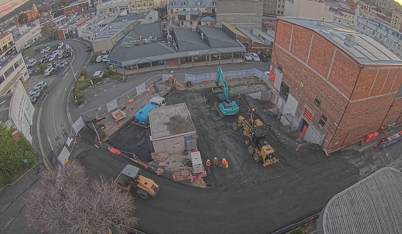 Live camera feed from Earl Arts Centre in Earl St, Launceston