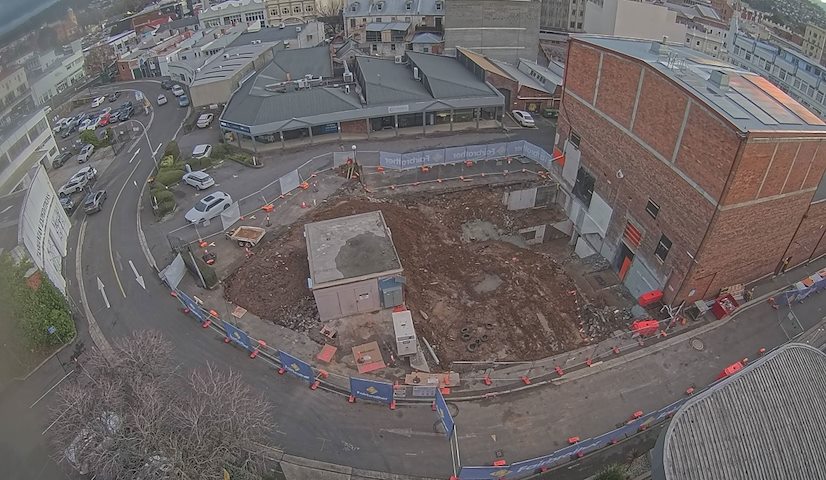 Live camera feed from Earl Arts Centre in Earl St, Launceston