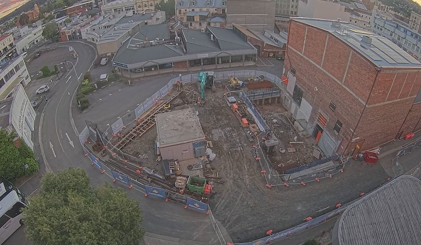 Live camera feed from Earl Arts Centre in Earl St, Launceston