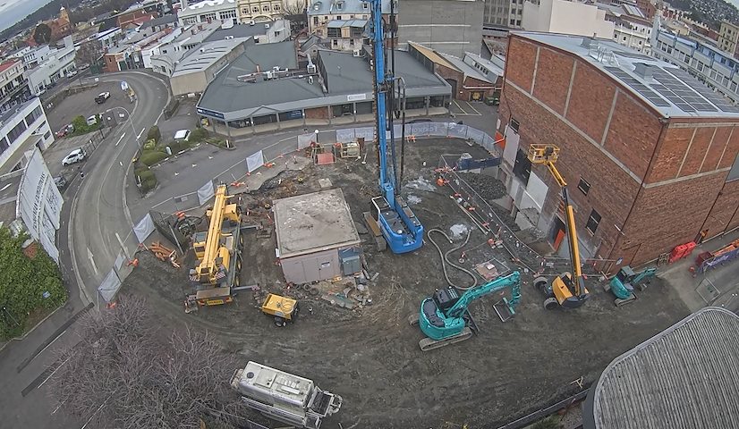 Live camera feed from Earl Arts Centre in Earl St, Launceston