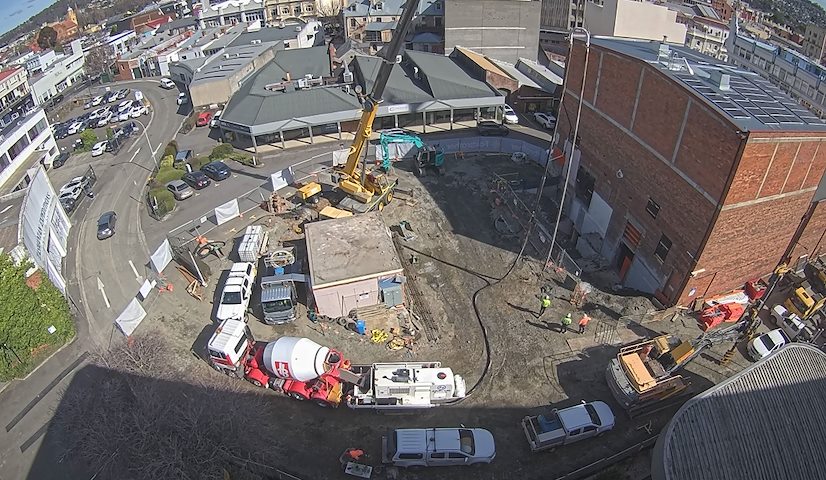 Earl Arts Centre からのライブカメラチャンネル（Earl St, Launceston）