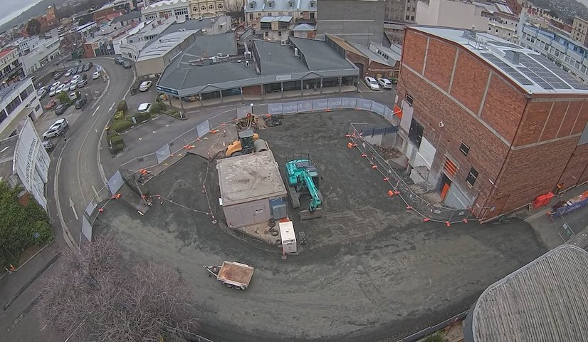 Live camera feed from Earl Arts Centre in Earl St, Launceston