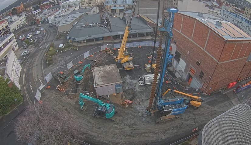 Live camera feed from Earl Arts Centre in Earl St, Launceston
