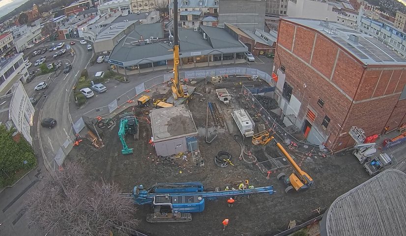 Live camera feed from Earl Arts Centre in Earl St, Launceston