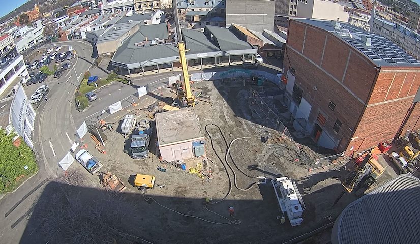 Live camera feed from Earl Arts Centre in Earl St, Launceston