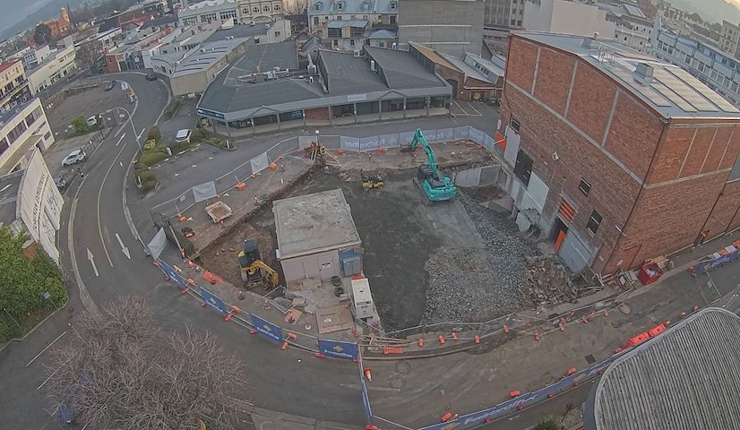 Live camera feed from Earl Arts Centre in Earl St, Launceston