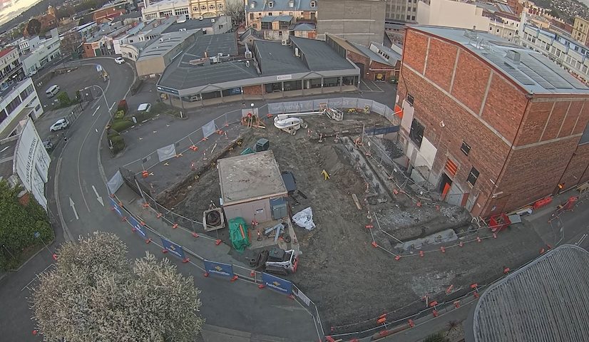Live camera feed from Earl Arts Centre in Earl St, Launceston