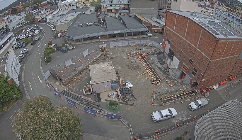 Live camera feed from Earl Arts Centre in Earl St, Launceston