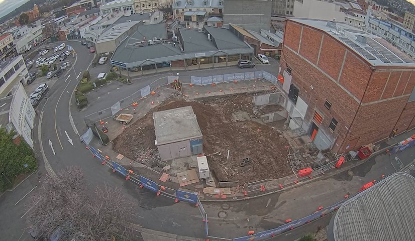 Live camera feed from Earl Arts Centre in Earl St, Launceston