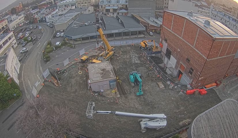 Live camera feed from Earl Arts Centre in Earl St, Launceston