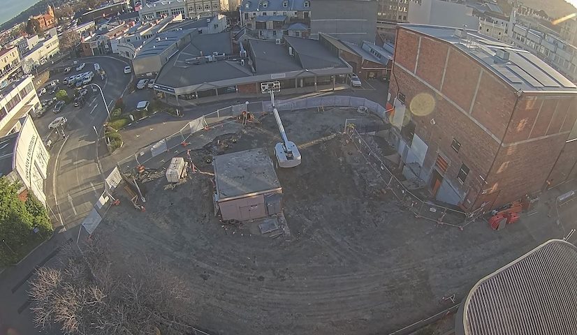 Live camera feed from Earl Arts Centre in Earl St, Launceston