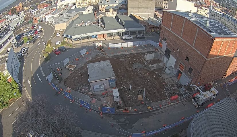 Live camera feed from Earl Arts Centre in Earl St, Launceston