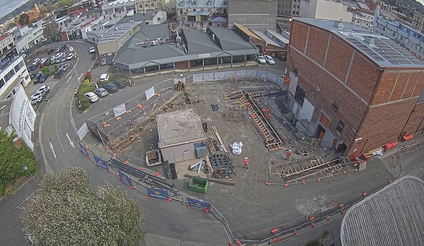 Live camera feed from Earl Arts Centre in Earl St, Launceston