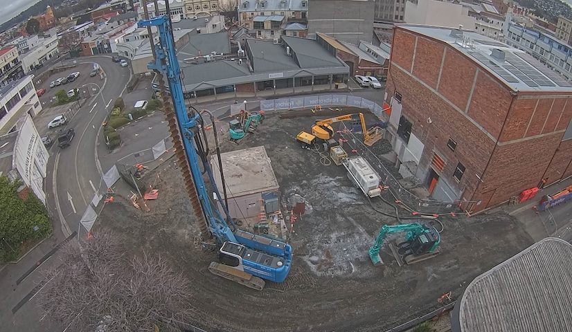 Živý kamerový kanál z Earl Arts Centre v Earl St, Launceston