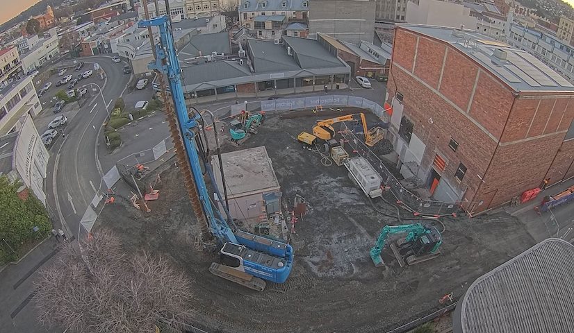 Live camera feed from Earl Arts Centre in Earl St, Launceston