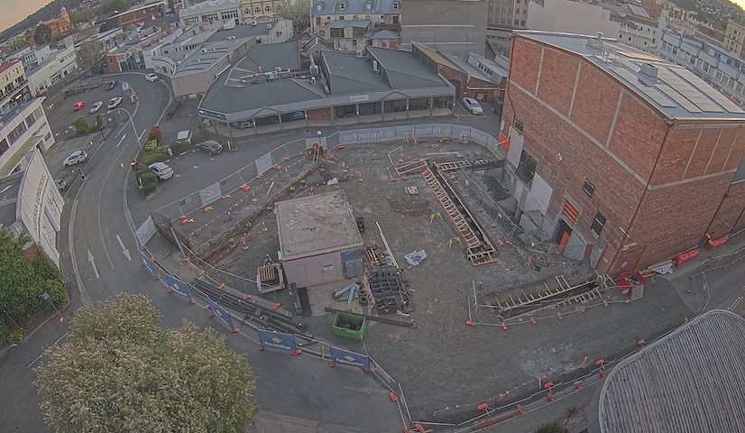 Live camera feed from Earl Arts Centre in Earl St, Launceston