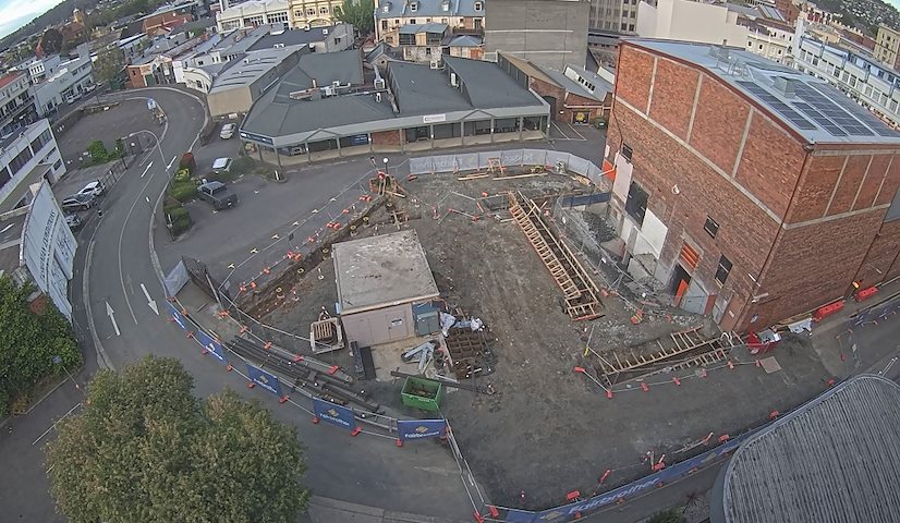 Live camera feed from Earl Arts Centre in Earl St, Launceston