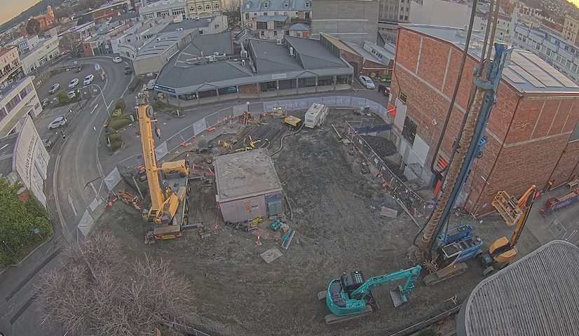 Live camera feed from Earl Arts Centre in Earl St, Launceston